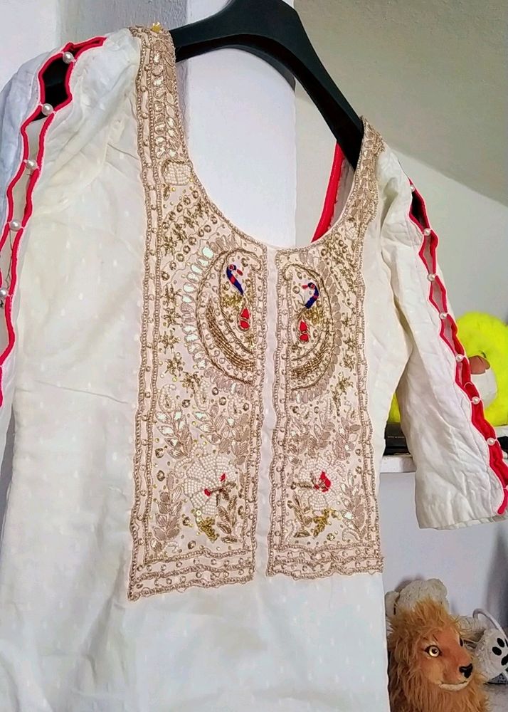 Beautifully Designed Kurti