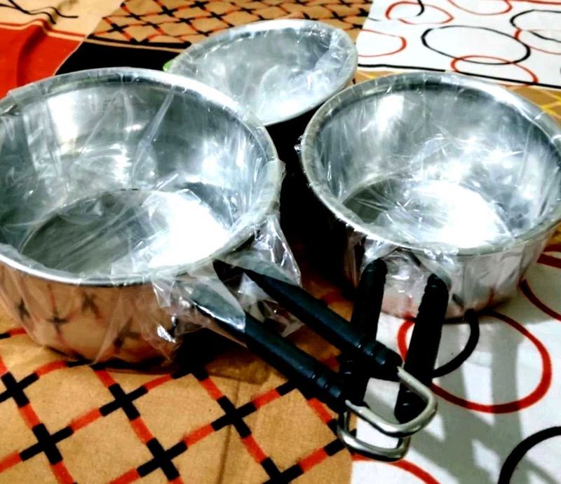 Set Of 3, Copper Base Saucepan With Lid