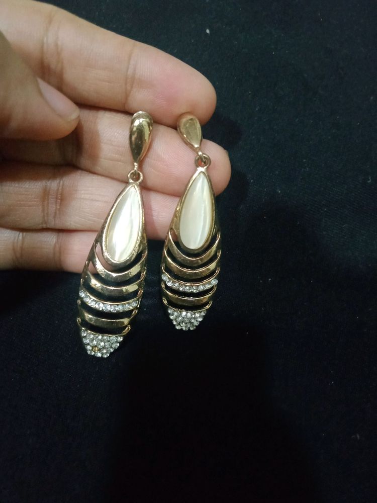 AD earings