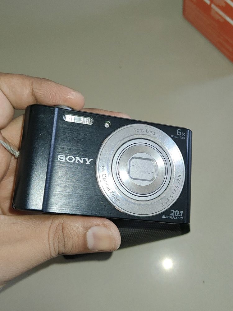 Sony CyberShot Camera (Brand New Like)