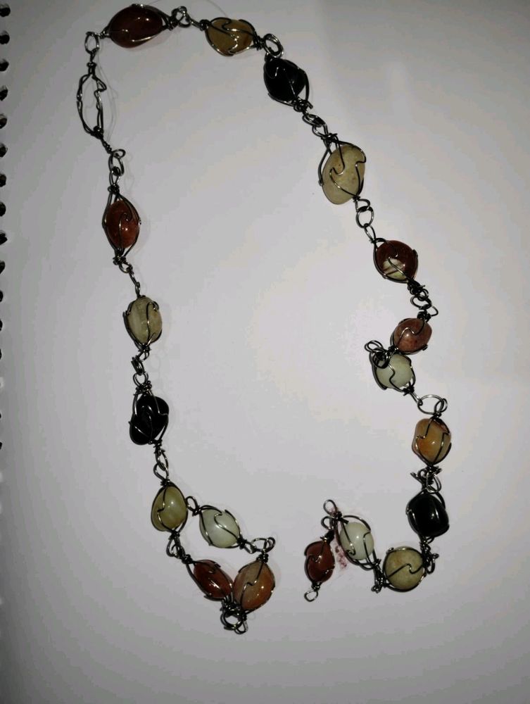 Stone Nacklace With Free Earings