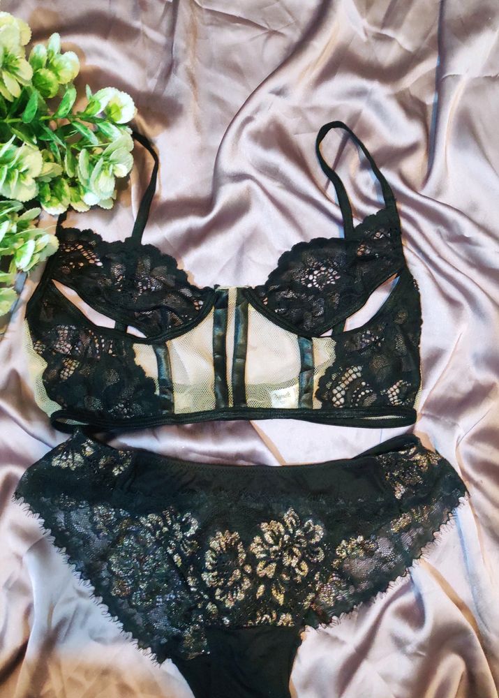 black lingerie set