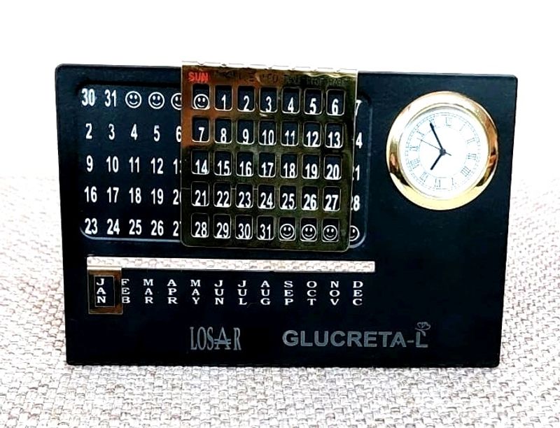 Life Time Calendar with Month N Clock