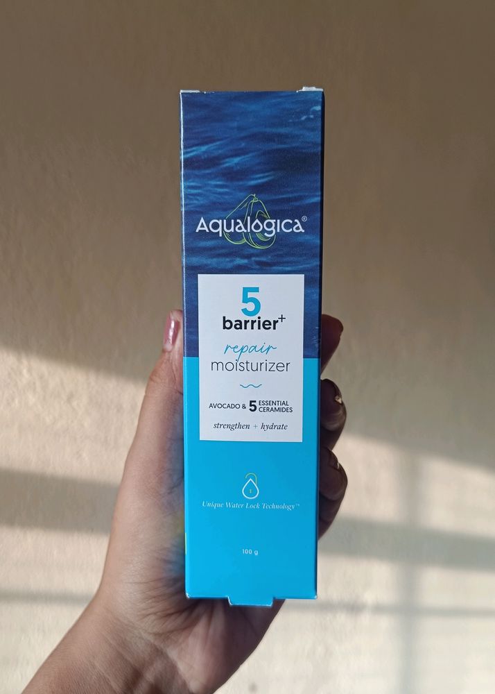 Aqualogica 5 Barrier Repair Moisturizer