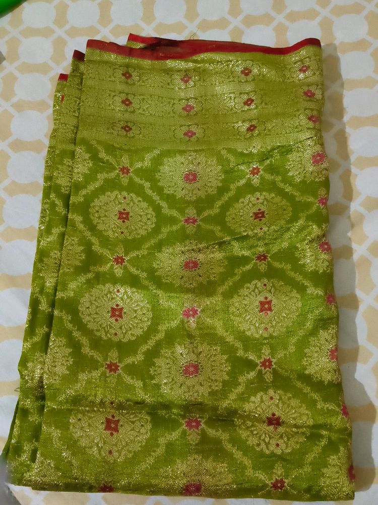 Kataan Green Saree