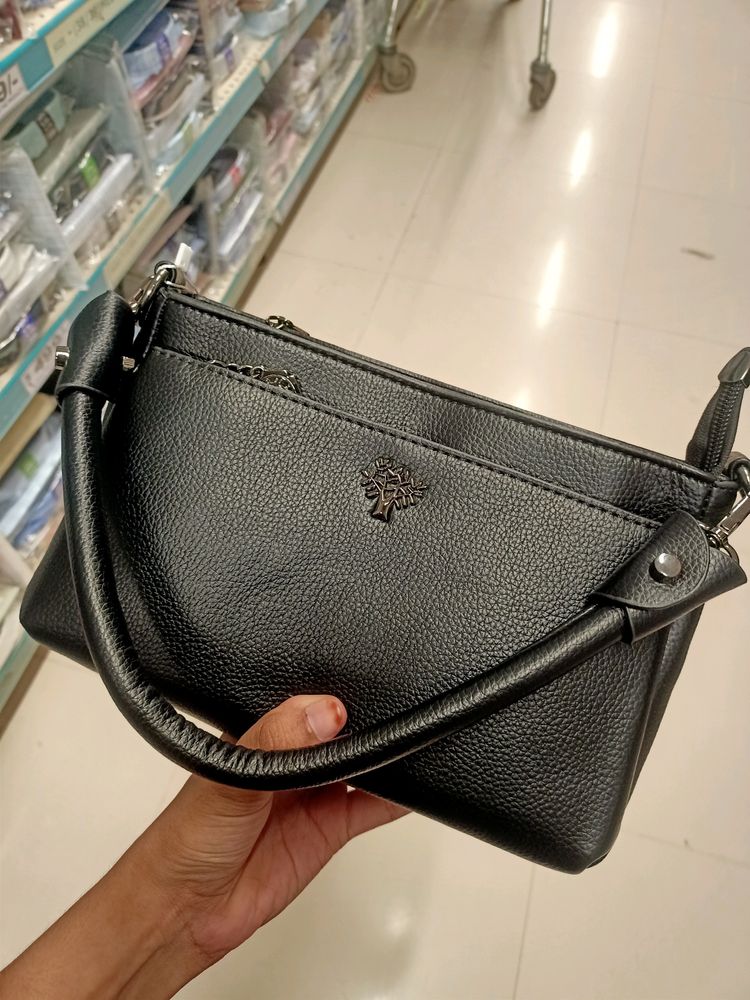 Black Hand Bag