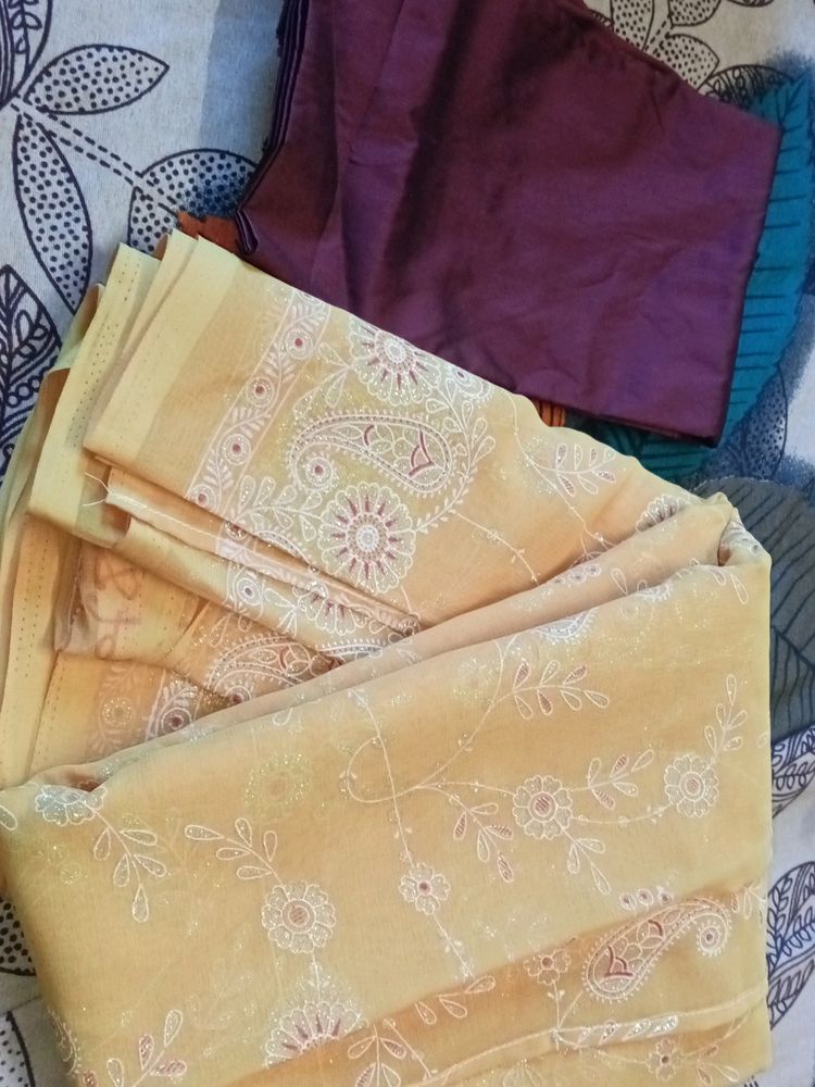 Saree With Unstitched Blouse