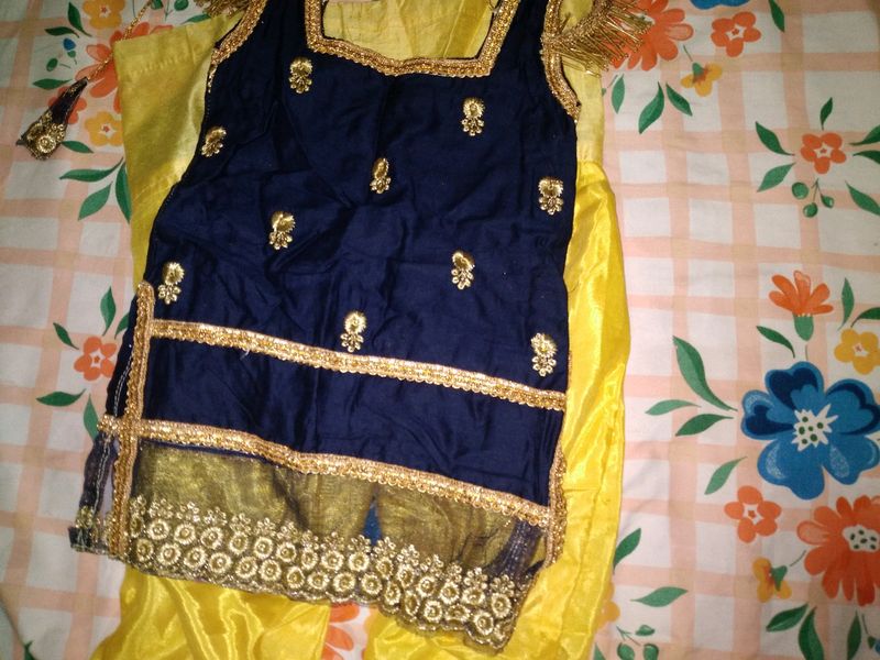 Girl Frock पटियाला Kurti And जिंस