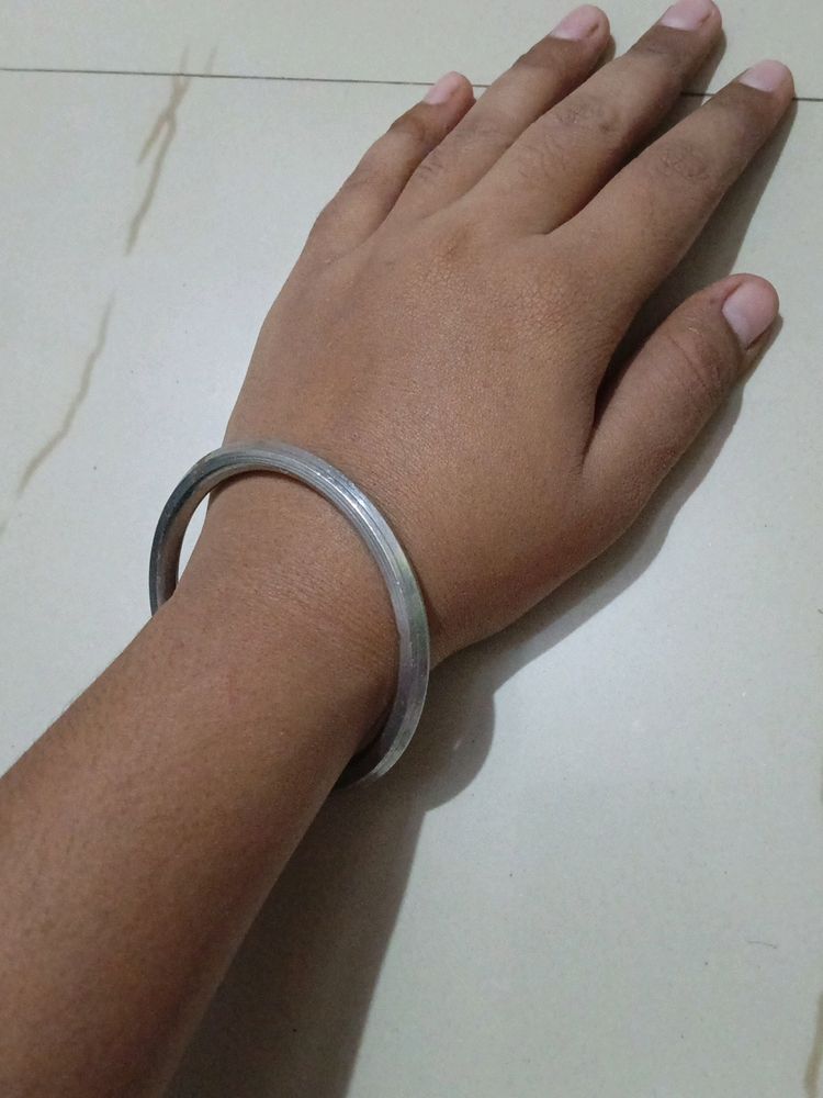 Man's Kada