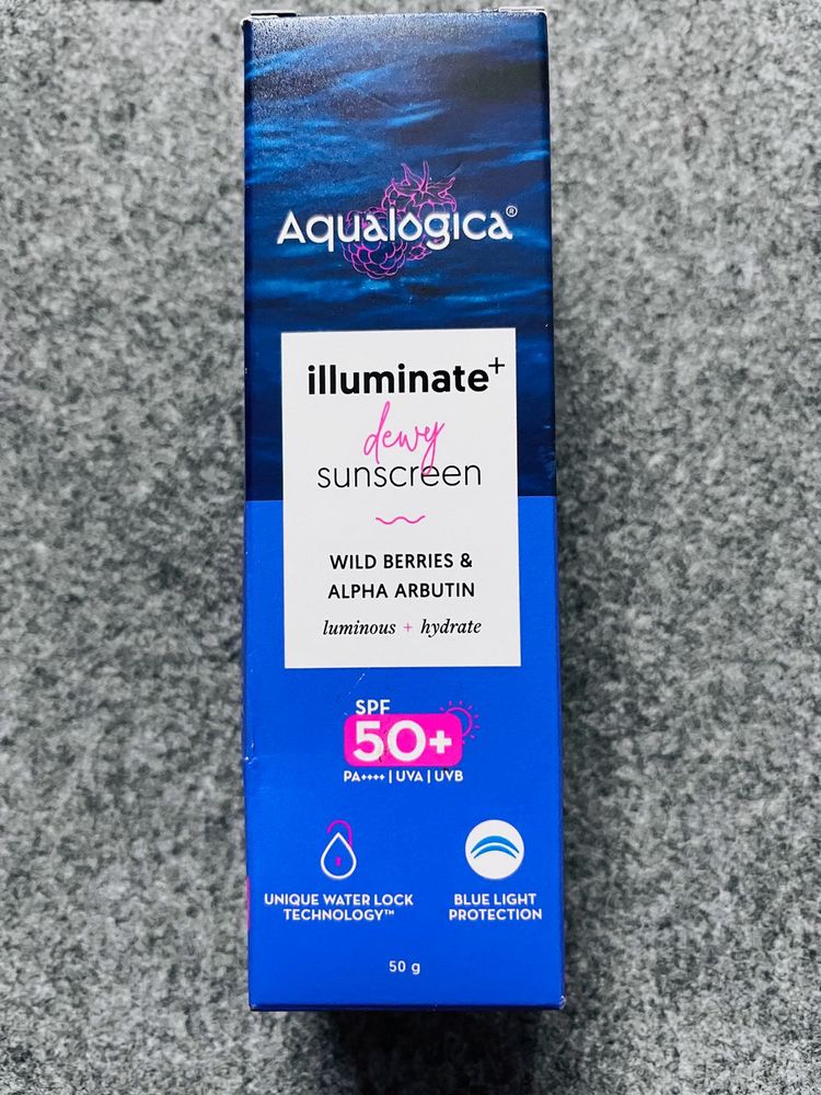 Aqualogica Illuminate Dewy Sunscreen