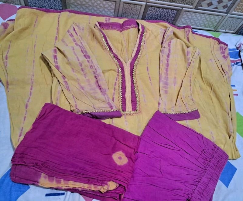 Kurti Set