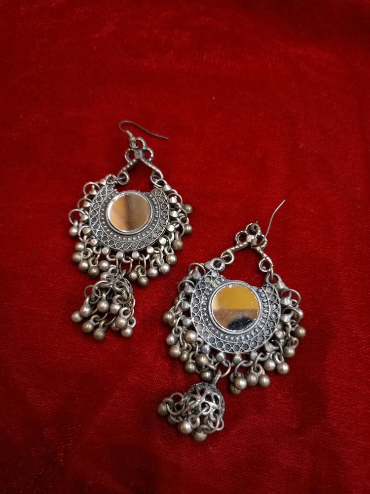 Jhumkas