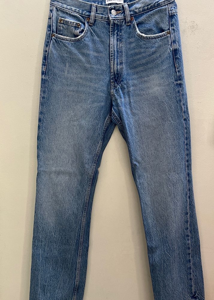 Zara Straight Fit Jeans