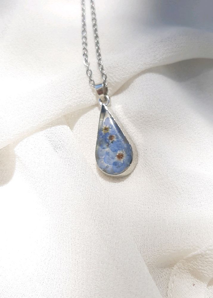 Forget me Not Necklace