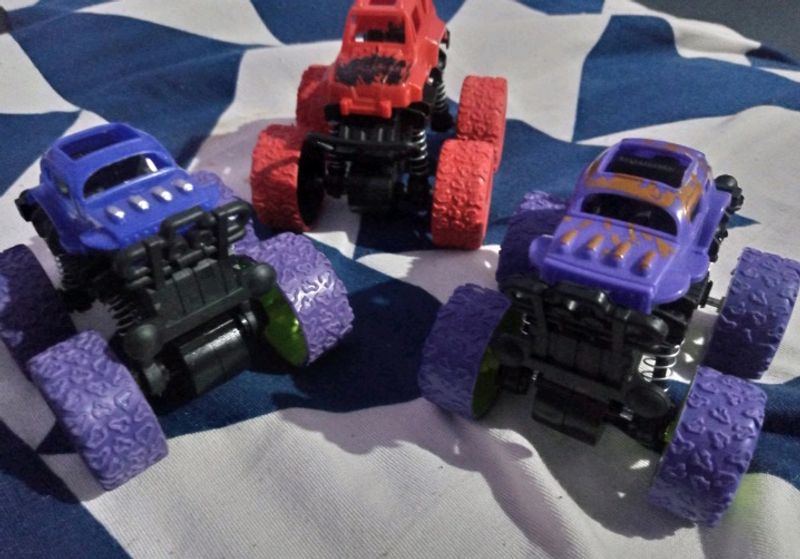 (Pack Of 3 ) Mini Monster Truck Car Fix Rate