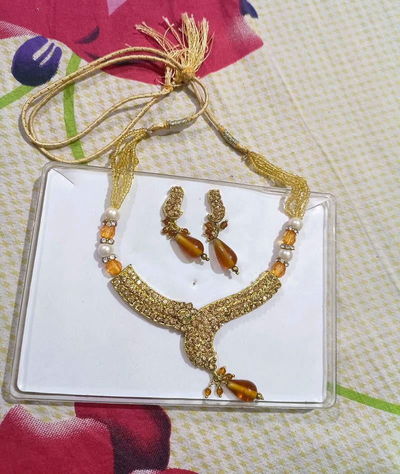 Golden Necklace Set