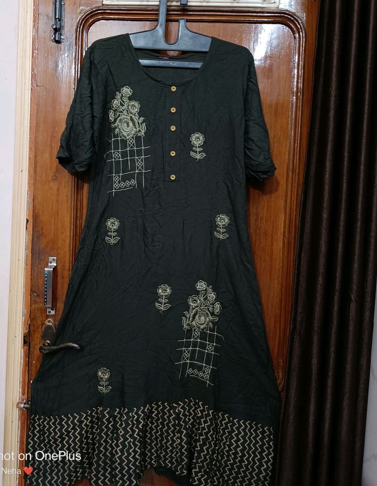 A Line Premium Quality Kurti Bottle Green Colour