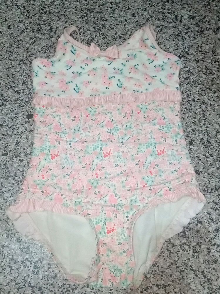 Baby Girl Cloths...Like New