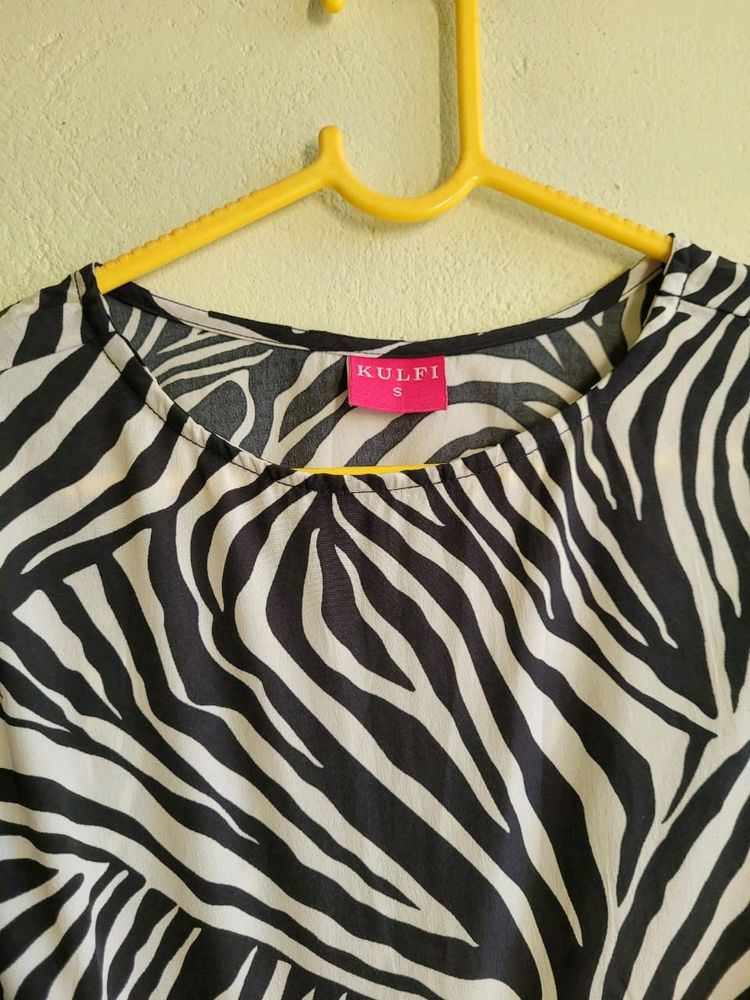 Stylish Tie up Crop Top For Sale