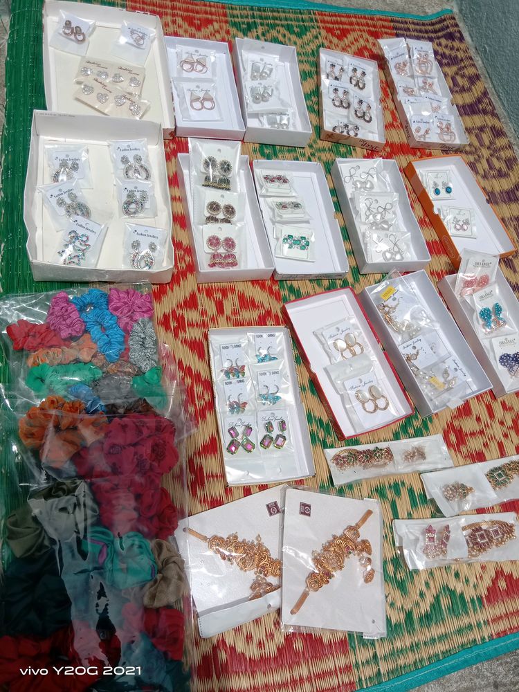 Wholesale Earings And Jelwery Item's