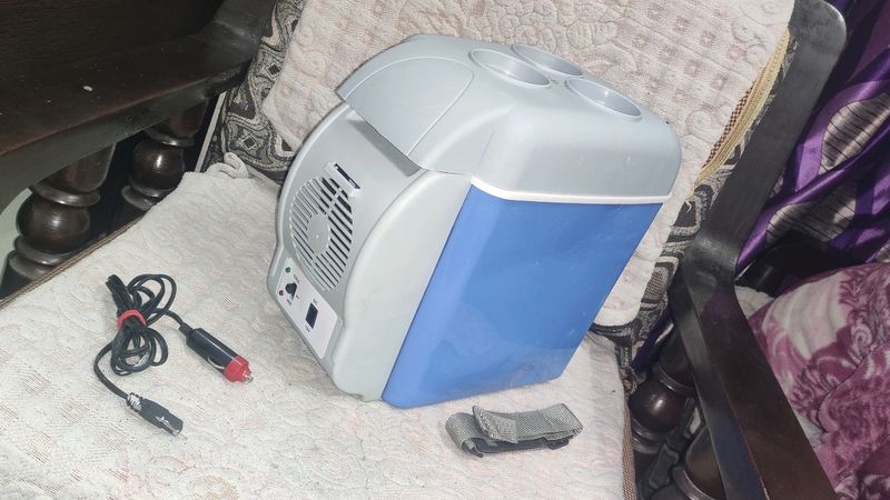 Brand New 7.5 Portable Car Mini Freezer