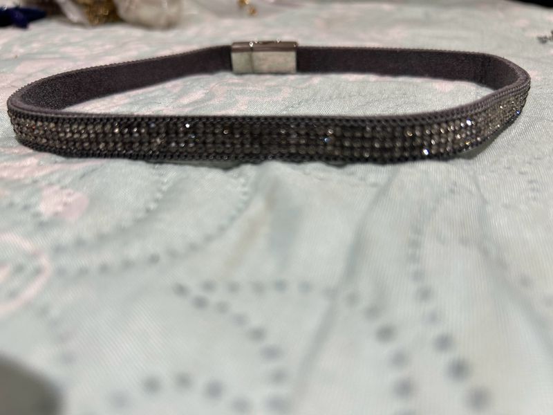 Grey Chocker With Diamond Studded