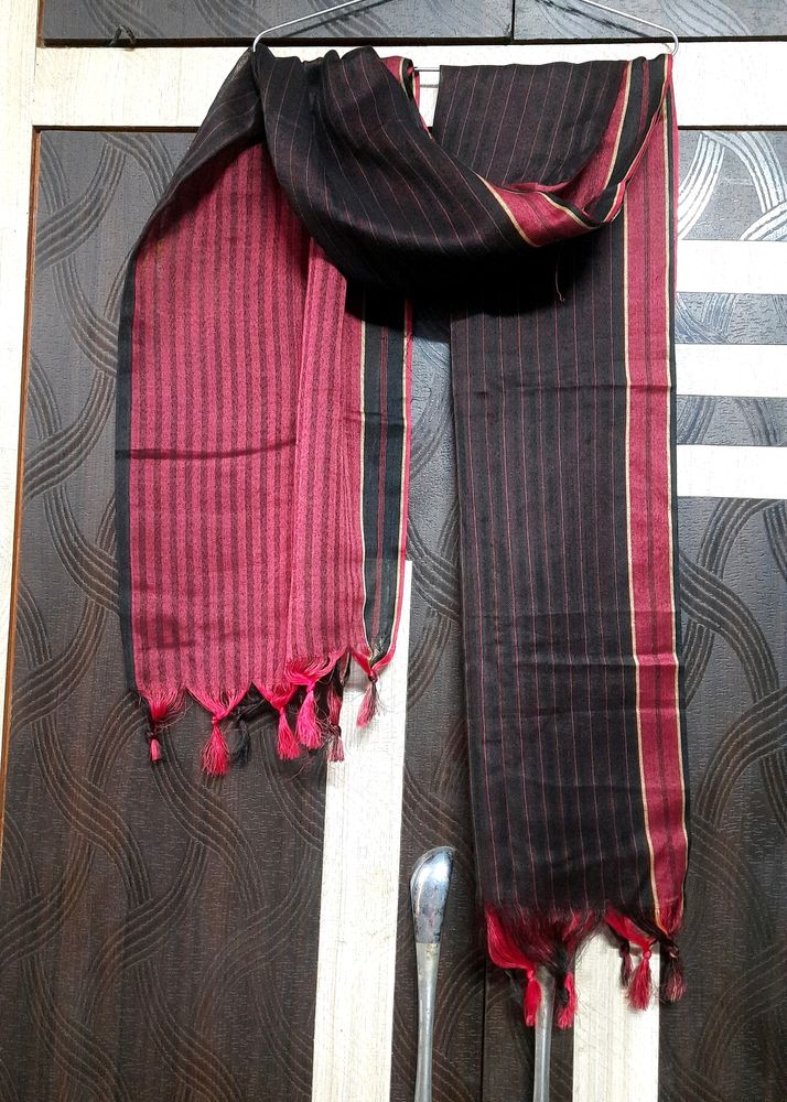 Red And Black Dupatta