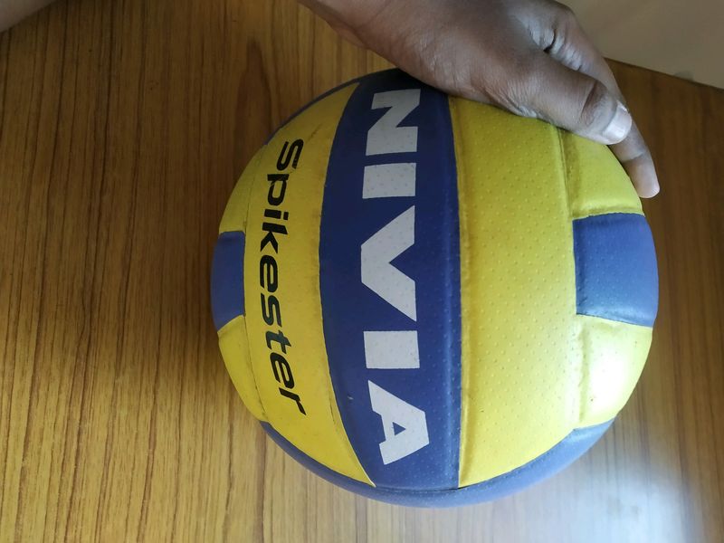 Nivia Spikester Volleyball Size 5