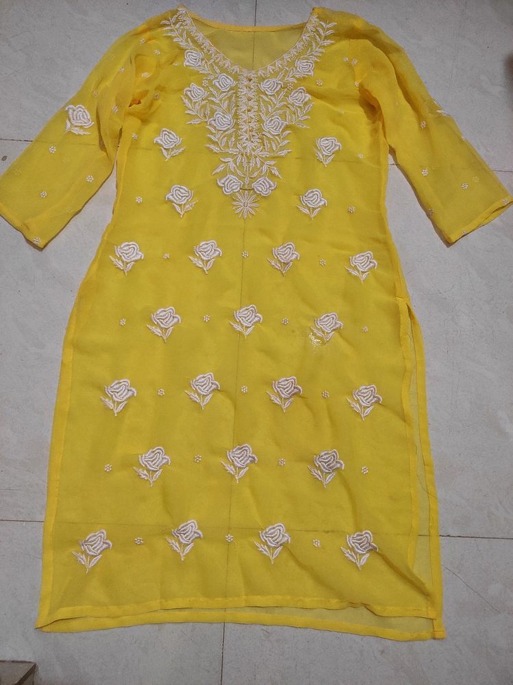 Chikankari Kurti