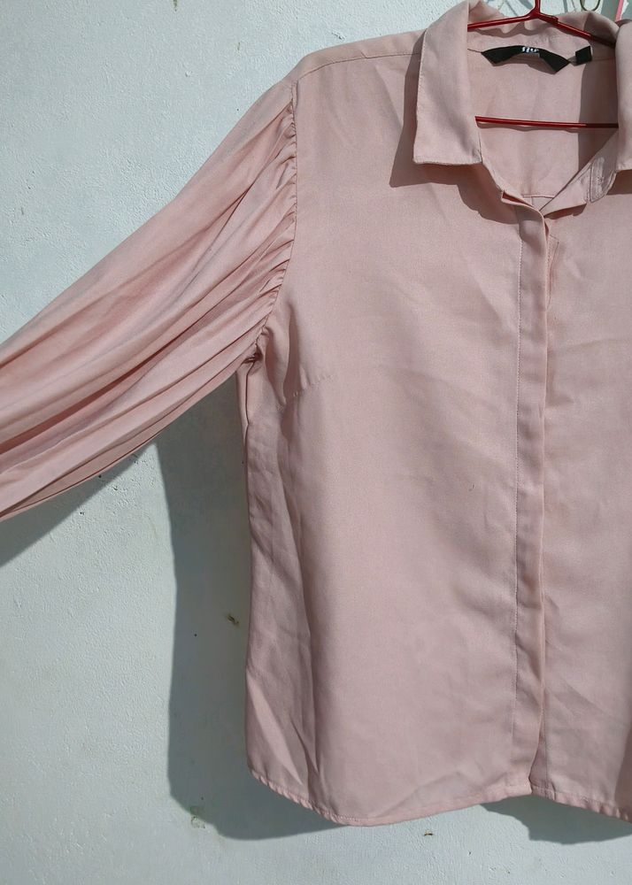 🩷 Pink Shirt