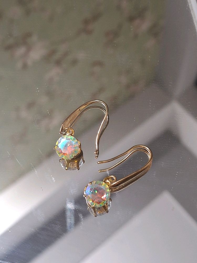 2 Pairs Of Earrings