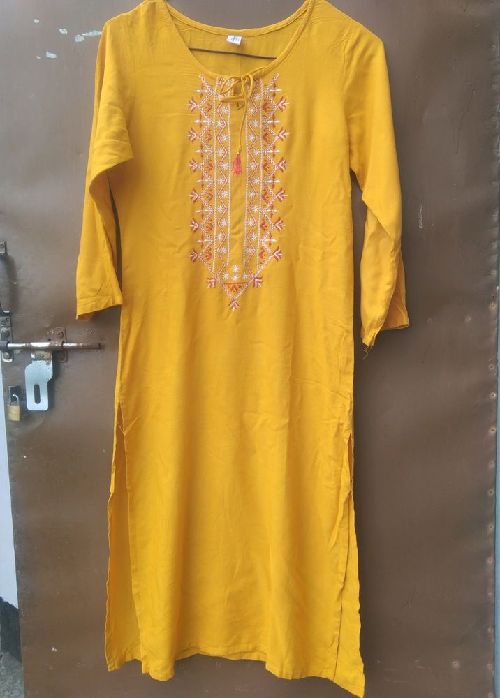 Yellow Embroided Kurta🌻