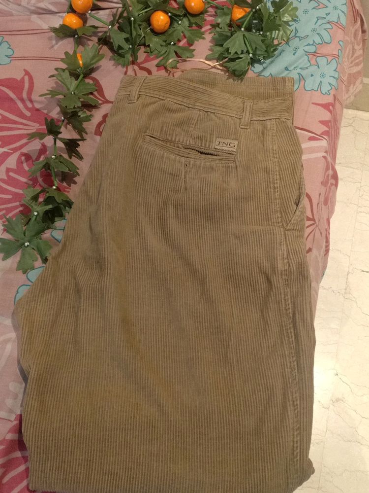 Men Khaki 40 Inch Cotton Blend Trouser For Winter