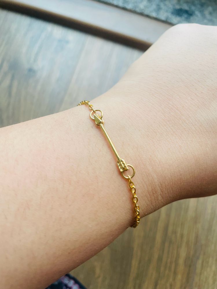 Arrow Bracelet