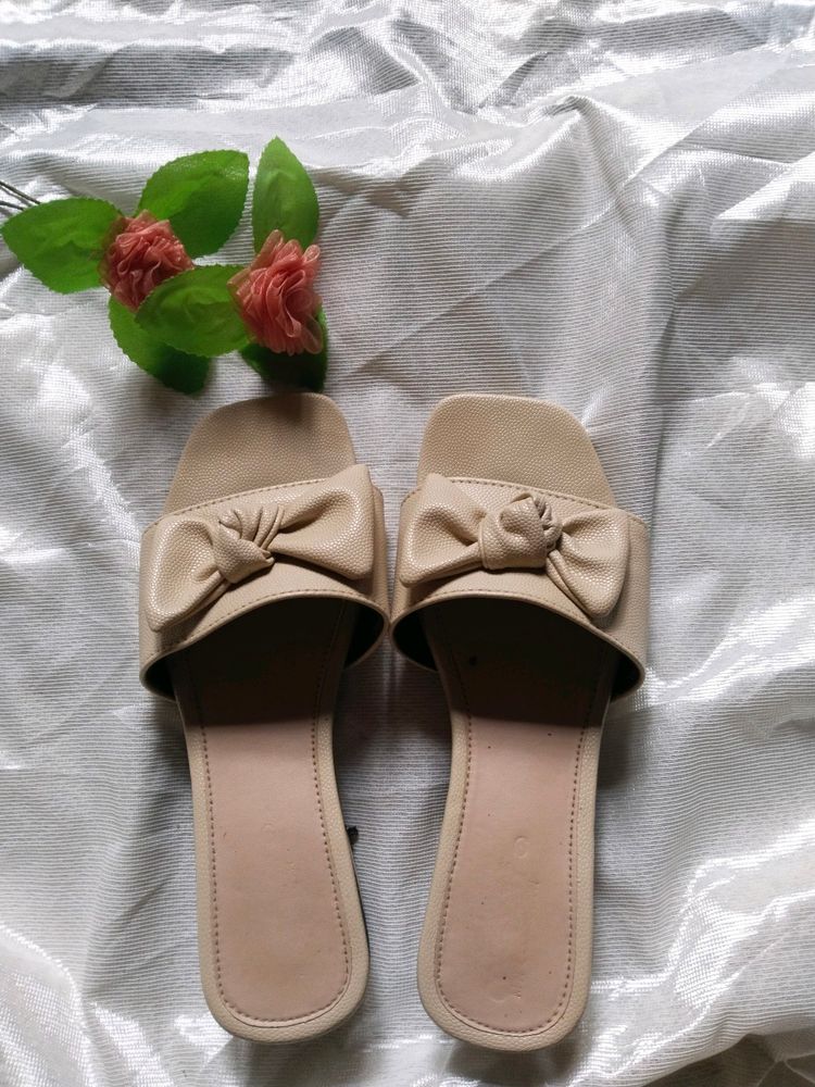 Cream Bow 2 Inch Flat🎀