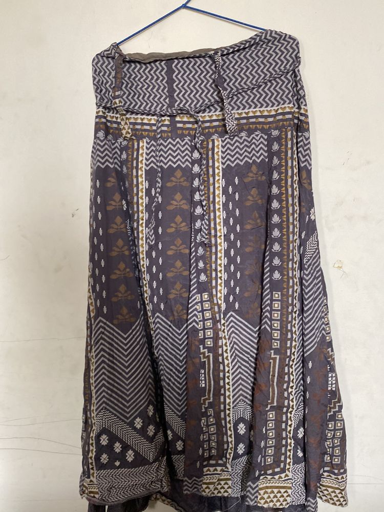 Grey Printed Long Skirt Attached With Belt