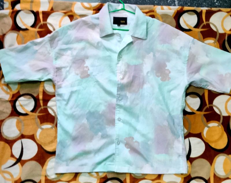 Watercolor Print Shirt 👕 ( M )