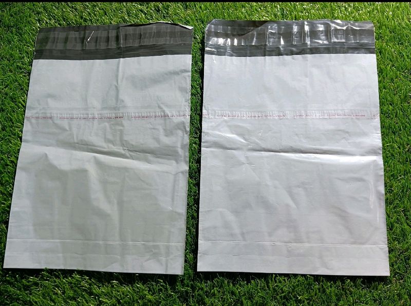 Brand New Courier Pod Bags With Pouch Set Of 2