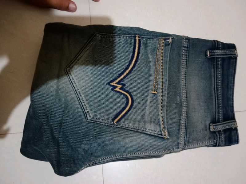 Jeans 28"