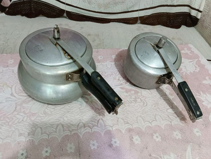 Two Cooker Pressure Cooker2.5 litre and 7.5 litr