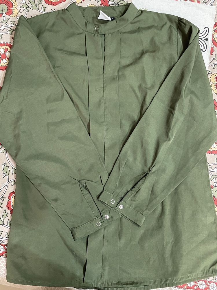 Olive Green Top By Veromoda