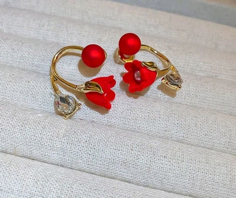 010 Metal Red Tulip Crystal Earrings N Studs