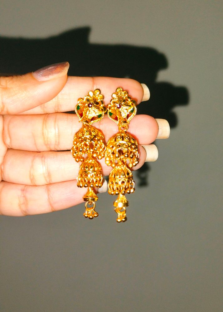 Golden Women Earrings