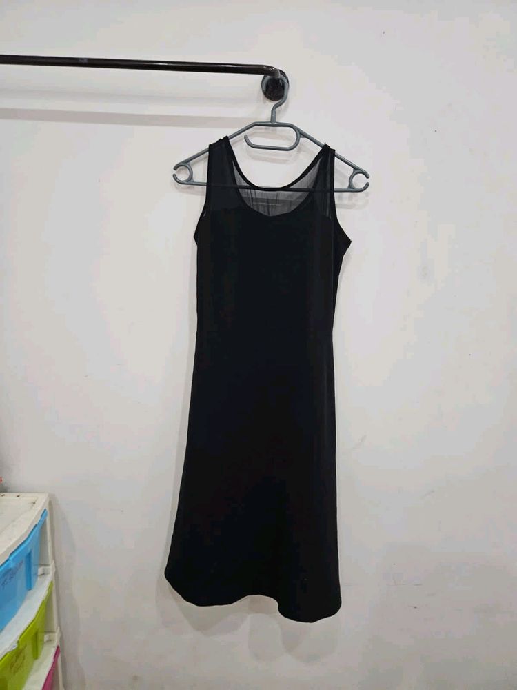 Strechable Black Bodycon Dress