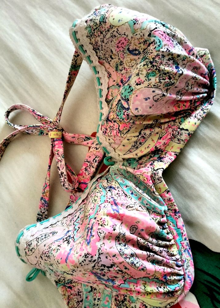 Perfect For Beach Colourful Bra 🏝️🩱