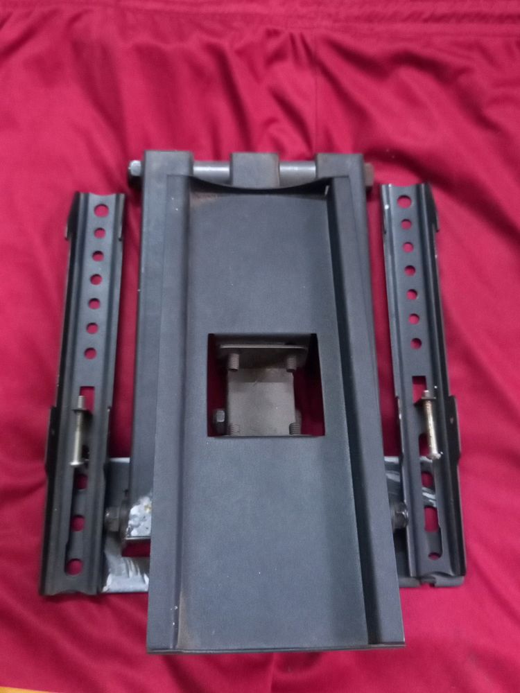 LED WALL MOUNT T.V. STAND TOP CONDITION