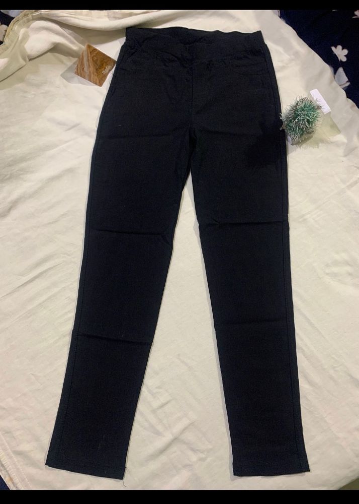 Dark Black Skinny Jeans