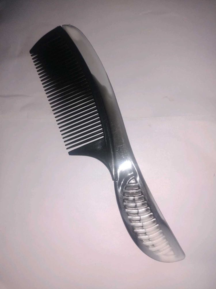 Stylish Black Comb🖤