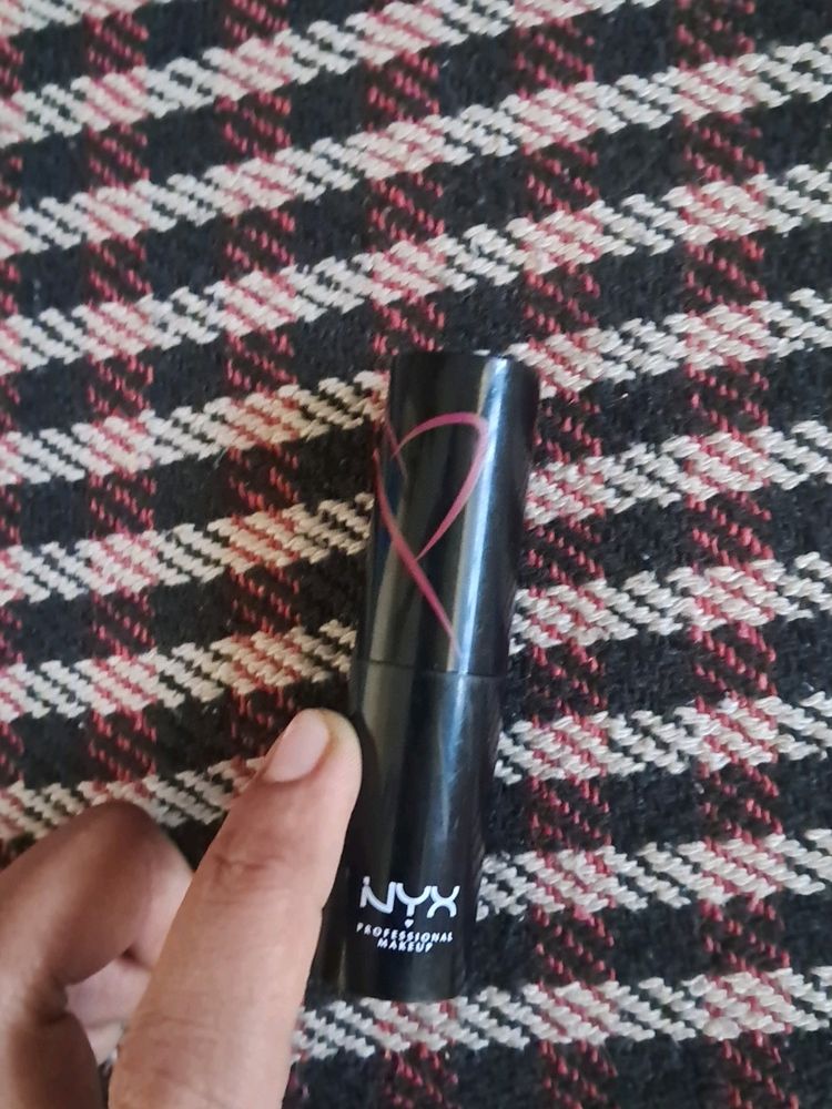 Nyx Brand New Lipstick