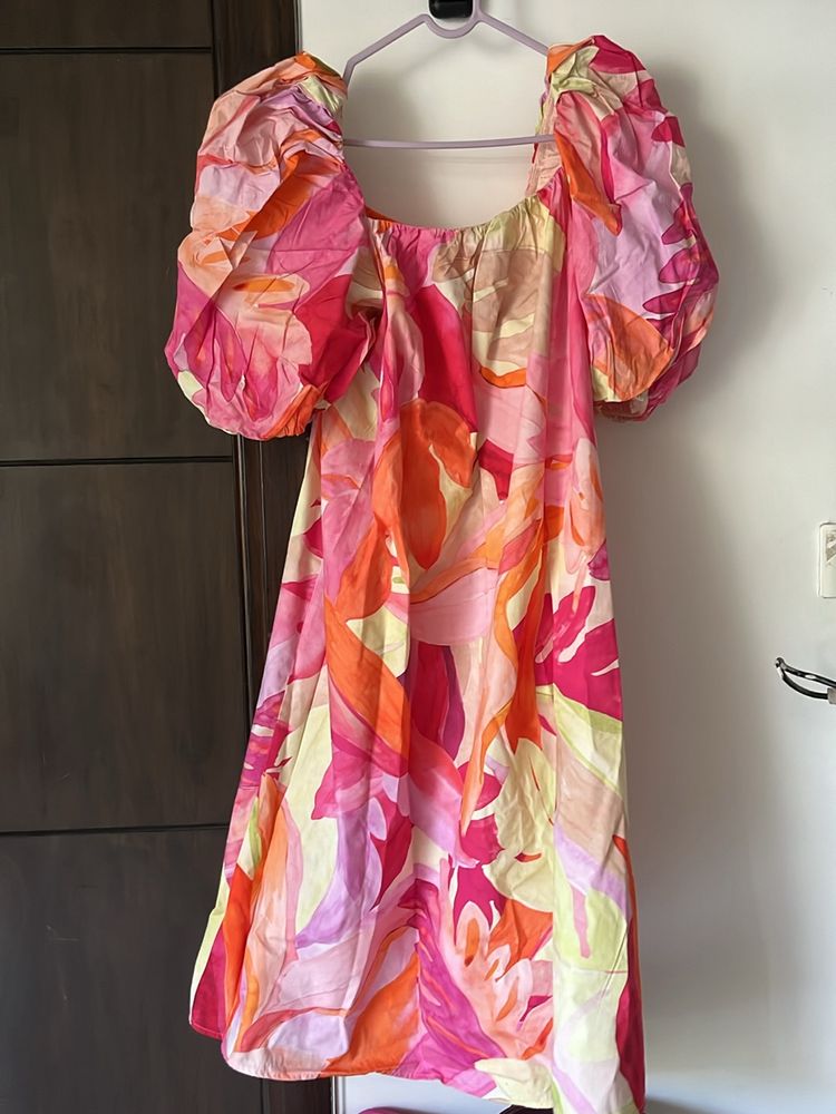 H&M Dress With Puff Sleeve